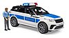 Range Rover Velar Polizeifahrzeug mit Polizist