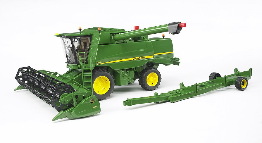 02132 John Deere Combine harvester T670i