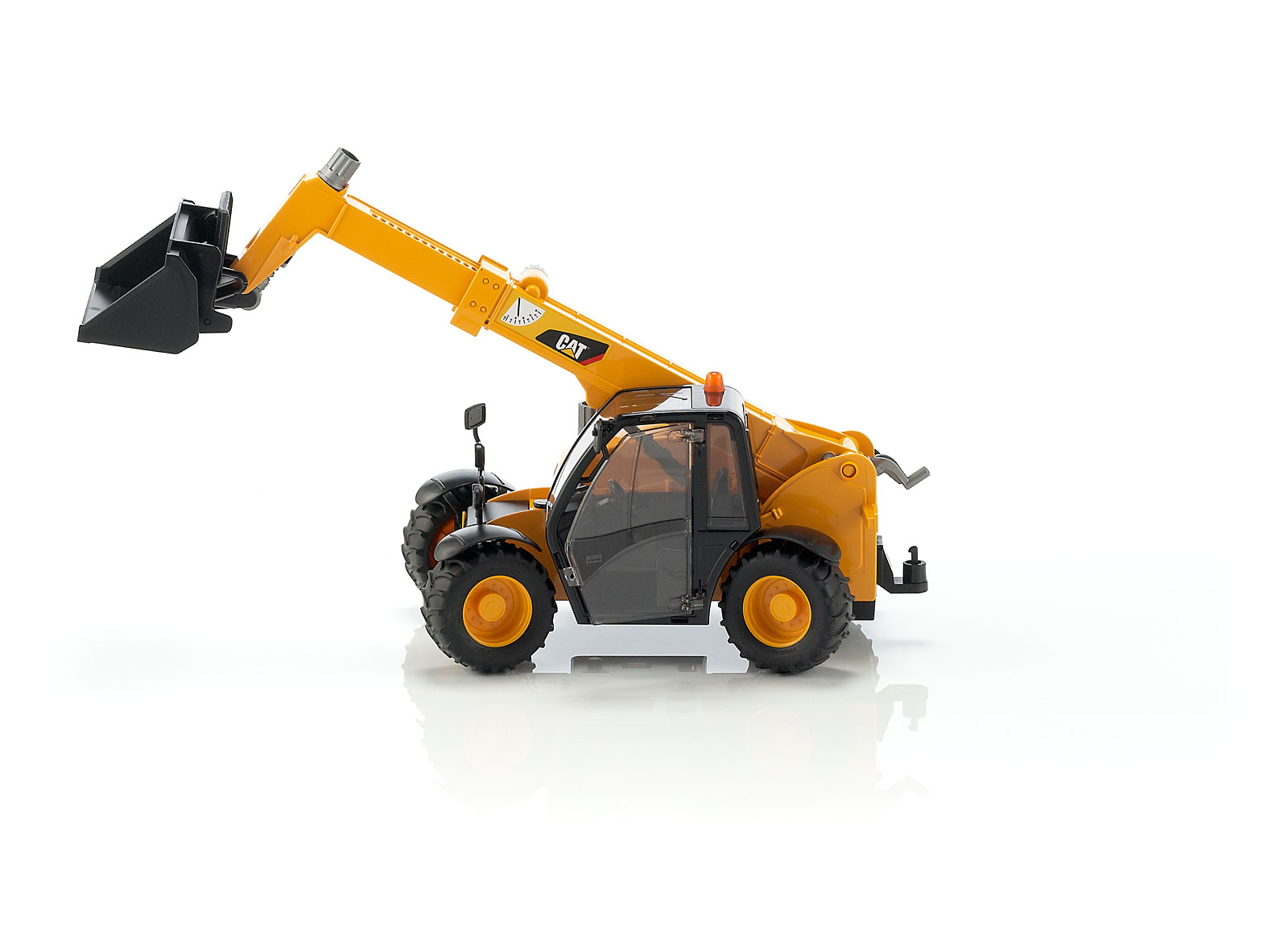 bruder 2141 caterpillar telehandler