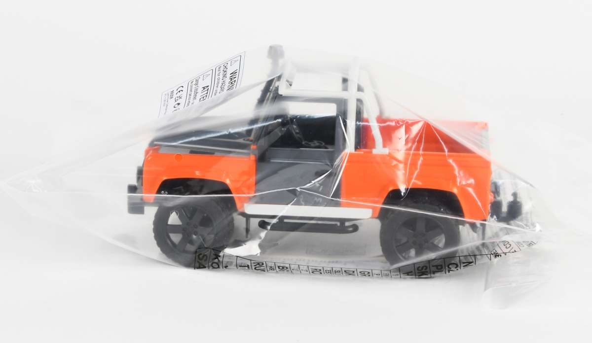 Land Rover Defender Pick Up Special items BRUDER Spielwaren GmbH Co. KG